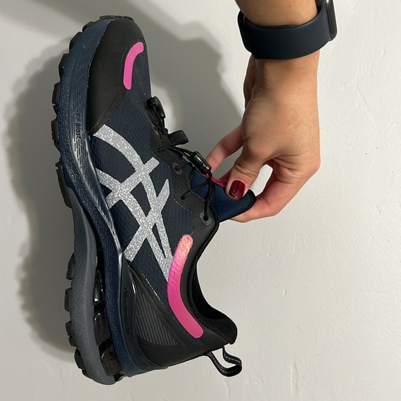 ASICS Running Shoe IGS - Picture 2 of 4